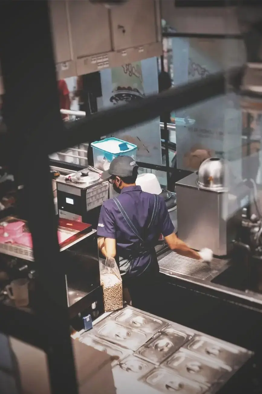 Kitchen brigade during service